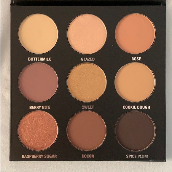 kylie The sorta sweet palette kyshadow - Picture 7 of 7